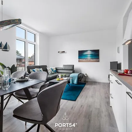 Nachtschwaermer, App 17 *